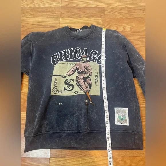 Vintage 1991 NUTMRG Chicago white Sox sweatshirt size XL made in USA